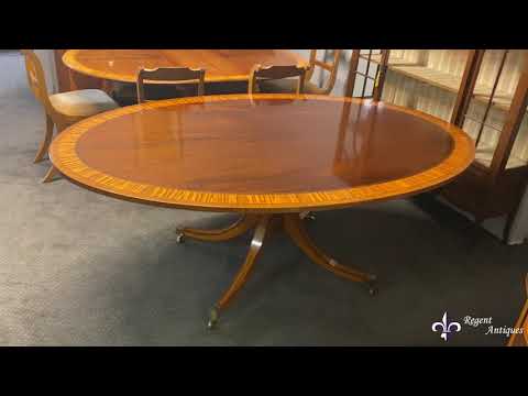 Vintage Oval Mahogany Dining Table by William Tillman 20th C