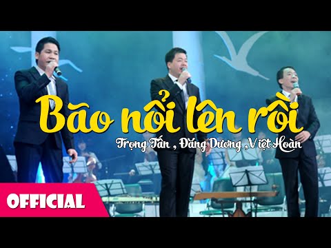 Thể hiện bởi Việt Hoàn