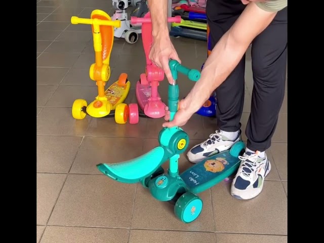 Дитячий триколісний самокат ANIMAL музика, підсвітка, сидіння Зелений