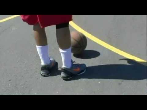 17 Year Old Sherman Su THROWIN Down Sick Dunks w/ Kobe Systems