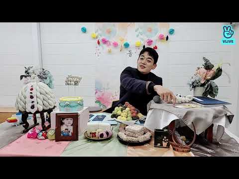 Shinee MinHo's Birthday!! HAPPY BIRTHDAY 120920 Live on VLive