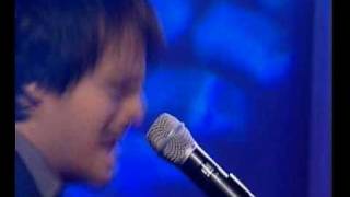 Jamie Cullum performs &#39;I&#39;m All Over It&#39; on GMTV