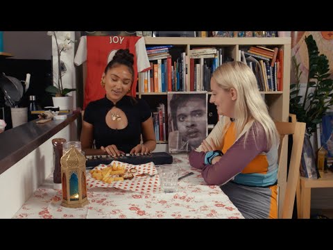 Cooking With Crooksie Episode #3 - with Amelia Dimoldenberg