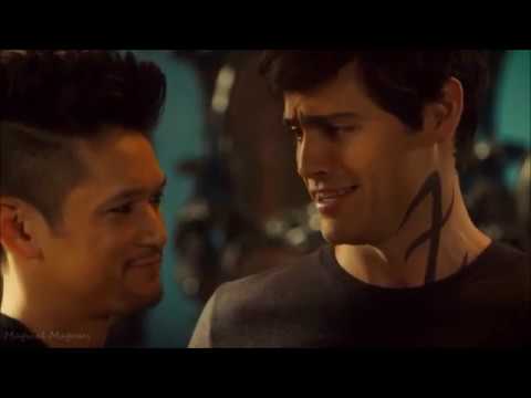 Shadowhunters 3x22 | Malec sending their wedding invitations