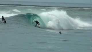 preview picture of video 'Surfing Hollow trees - Mentawai Islands'