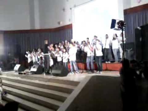 .pasacalle murga los castorcitos presentacion distraidos. 2011.mp4