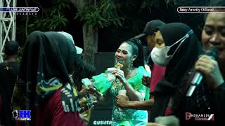 Download lagu RABI ANGKAT VOC.SUSY ARZETTY LIVE SHOW NMS JUNTI NYUAT QILAS IM 2021 mp3