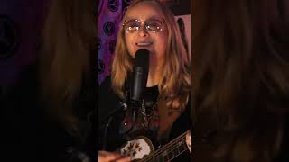 Melissa performs I Want You on #EtheridgeTV. What’s your favorite song from her first album?
