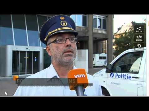 Riots in antwerp (Borgerhout), Muslims protest against the anti-Islam film