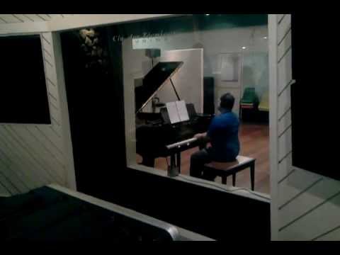 Rafael Castilhol gravando - Jesus é especial - Ilana e a banda dos bichos