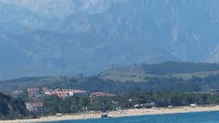 preview picture of video 'Picos de Europa desde San Vicente de la Barquera HD'