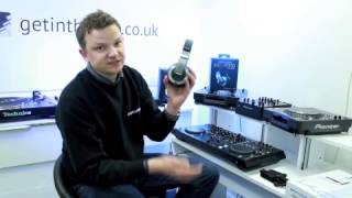 Video thumbnail for Pioneer HDJ-2000 DJ Headphones - Demonstration by GetintheMix