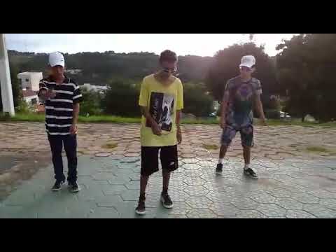 FVG Dos Maloka | Mc Magrinho Mc Tuto e Mc theuzyn | Dedo Pro Alto