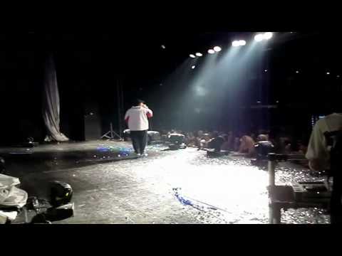 Mc Godo - Sacudindo a Rio Sampa - Ao Vivo.avi