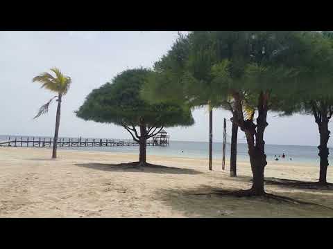 Islas de la bahia roatan, disfrutando de la playa y bello mar.