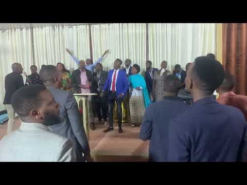 TUrashim’imana Yuko twavukiye kungoma yumwami yesu nyirimbabazi