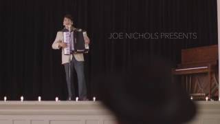 Baby Got Back- Country Version- Joe Nichols + Sir Mix A Lot (Official Video)