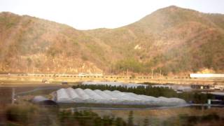 preview picture of video '2013/02/28 韓国高速鉄道: 釜山 ～ 蔚山 / Korea Train Express: Busan - Ulsan'