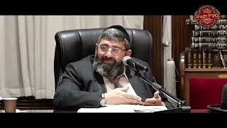 הרב אייל עמרמי - מה אומרים לאדם שרצה להתקרב להשם אחרי שנפטר? (הרב אייל עמרמי) - התמונה מוצגת ישירות מתוך אתר האינטרנט יוטיוב. זכויות היוצרים בתמונה שייכות ליוצרה. קישור קרדיט למקור התוכן נמצא בתוך דף הסרטון