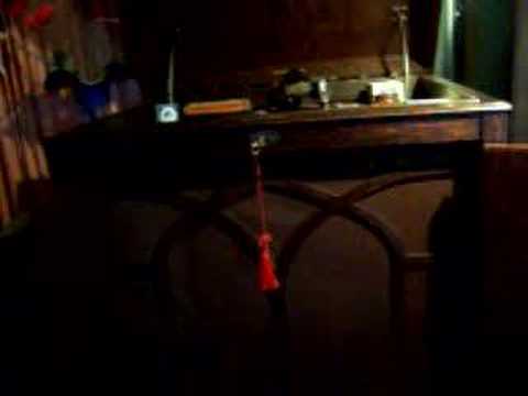 "Hustling Hinkler"- FRED MONUMENT