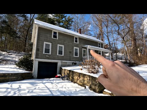 Log pillars still holding up at this 116 year old CT foreclosure | Walkthrough of the Week #129