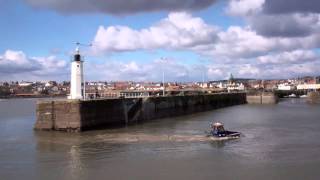 preview picture of video 'Lifeboat Tractor Entering The Harbour Anstruther East Neuk Of Fife Scotland'