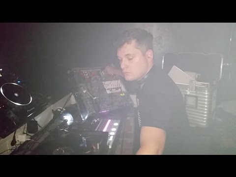 Florian Meindl - Hybrid DJing with Vinyl & Modularsystem Arena Club Berlin 2016