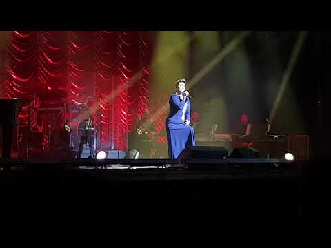 20190721 Lea Salonga -  Take on me - Aha  (Acoustic) - London Palladium