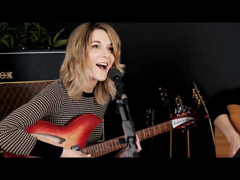 I Should Have Known Better - MonaLisa Twins (The Beatles Cover) // MLT Club Duo Session