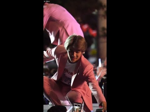 151004 EXO - Lucky [세훈]직캠 Fancam (영동대로) by Mera