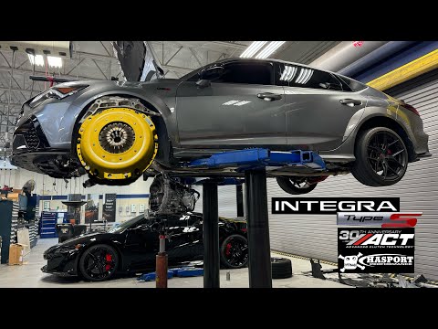 All-New ACT 6 Pad Sprung Race Clutch Installation // 2024 DE5 Acura Integra Type-S (E8)