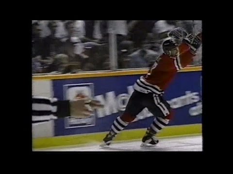 Blackhawks @ Canucks - Game 4 1995 Playoffs
