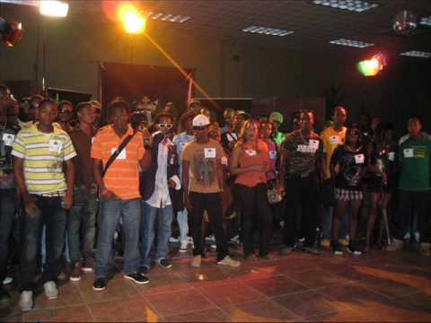 Lovindeer - Yellow Fellow (Straight to Yellowman)