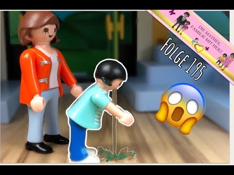 MAGEN DARM Virus? - Sahra KOTZT in der Schule🤮 - Playmobil Film für Kinder