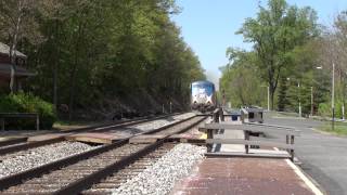 preview picture of video 'Amtrak Capitol Limited 30 (Eastbound) Barrels Through Barnesville Station Maryland'