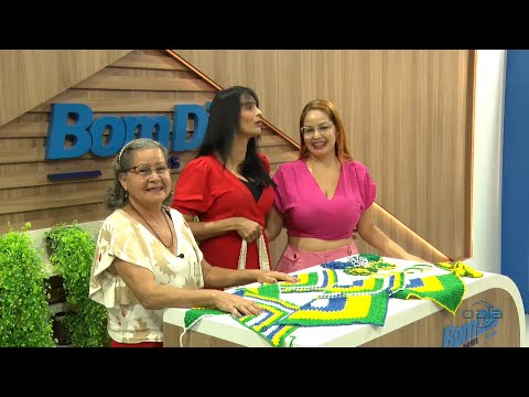 A artesã Giovana Gonçalves faz peças em crochê para a Copa do Mundo 15 11 2022
