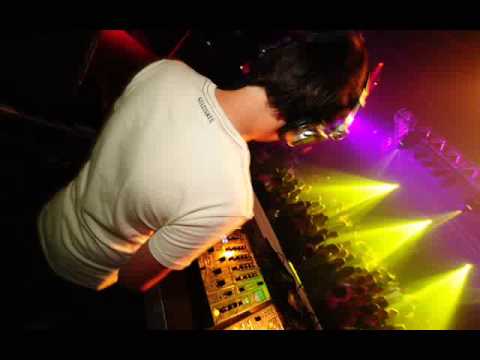 Roger Punario - High Pitch (D-wayne Remix)