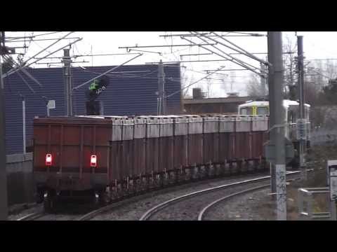 Irish Rail class 071 (072) + Tara Mines + IE 29000 class DMU - Humpback Bridge