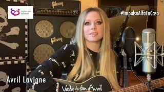 Avril Lavigne performing &#39; Keep Holding On &#39; (Acoustic) 14.05.20