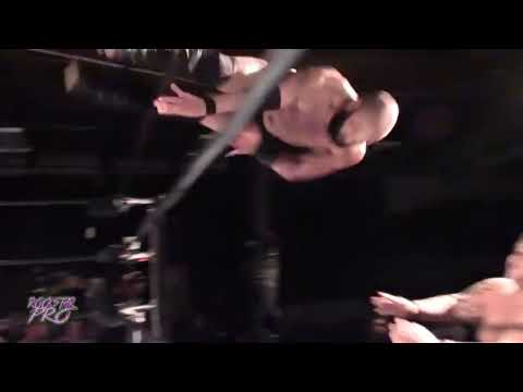 Dustin Rayz Dives onto Ace Romero and The Crowd