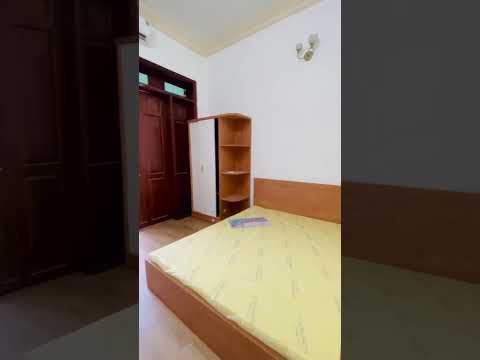 1 Bedroom apartment for rent with balcony on Ut Tich Street