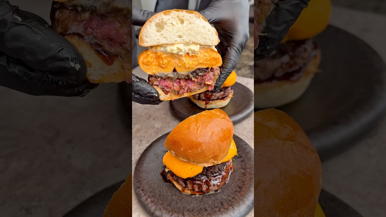 A5和牛1個3000円高級バーガー🍔 #japanesefood