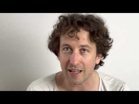 Viktor Denes Performs -  George Smiley in Tinker Tailor Soldier Spy