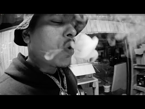 Covered In Dirt (con Vic Spencer)