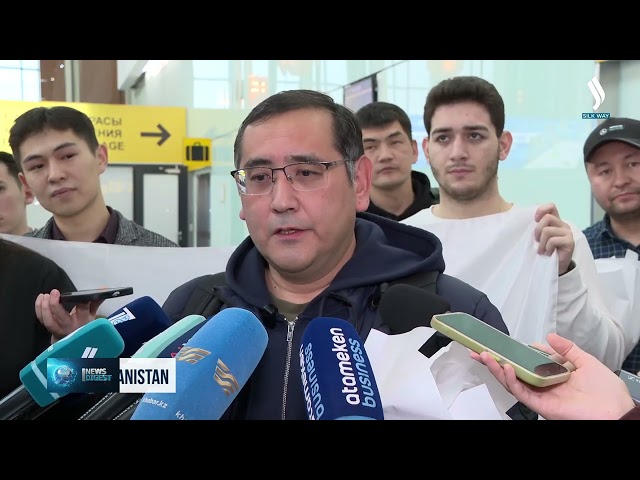 Afganistan’daki insani görevden dönen Kazakistanlı doktorlar Astana’da karşılandı