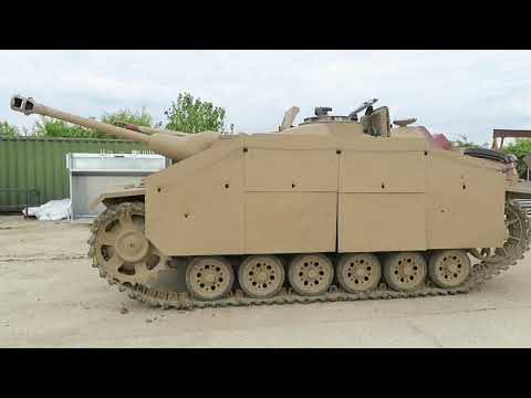 Parking the "Black Sea" StuG III Ausf. G