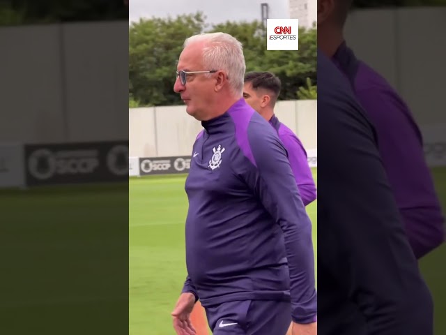 Será que tem clube com saudade do Dorival? | CNN ESPORTES