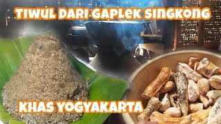 Download lagu How to Make Indonesian Traditional Cassava Food (Tiwul) mp3
