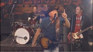 Kevin Fowler &quot;Beach Please&quot; LIVE on The Texas Music Scene