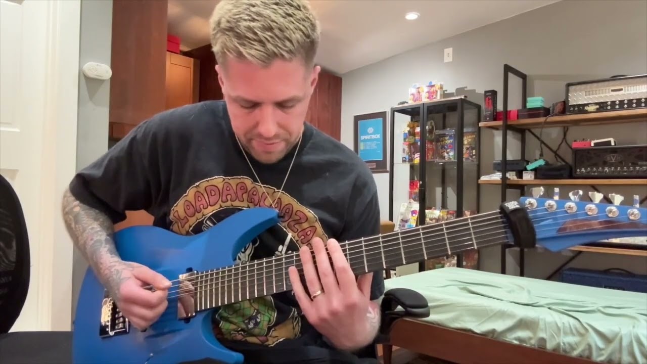 Mike Stringer: Downpicking fast string-skips in &ldquo;Jaded&rdquo; - YouTube